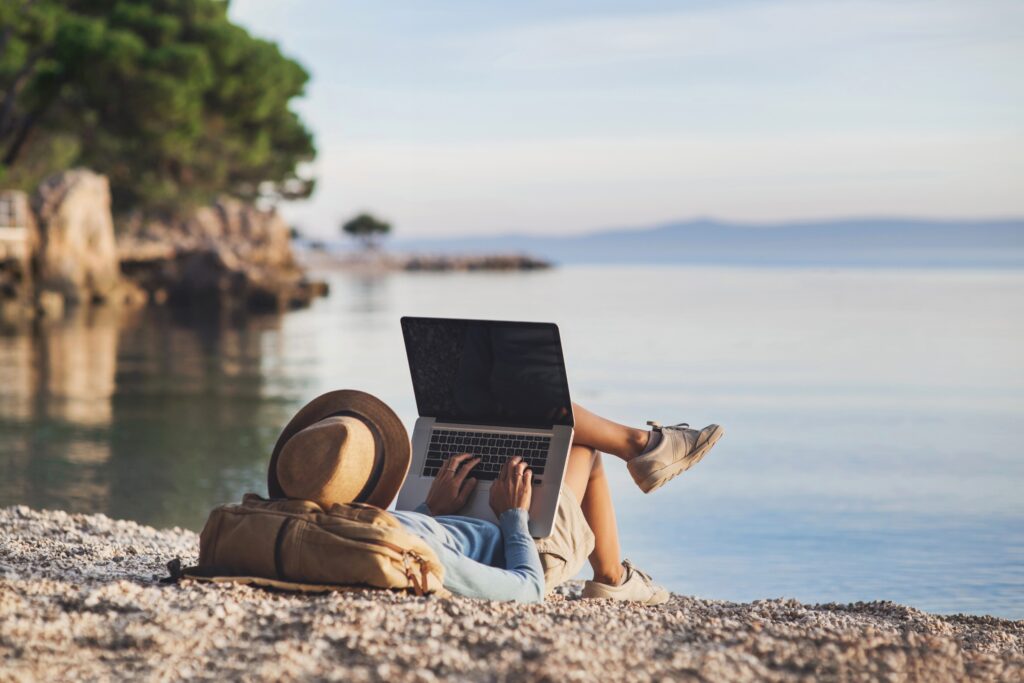 Als (startende) ondernemer op vakantie, waar moet je op letten - 123Onlineboekhouding -